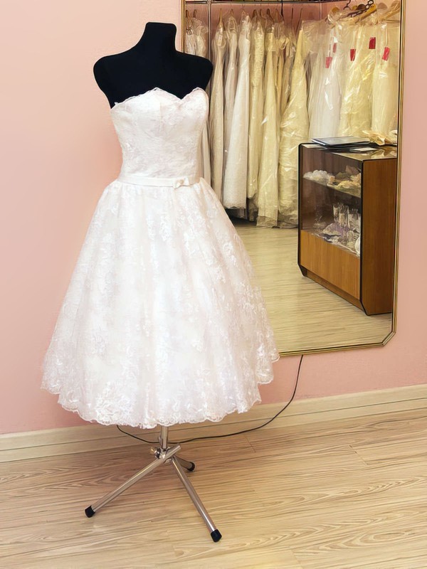 Sweetheart White Lace Sashes/Ribbons Lace-up Tea-length Wedding Dresses