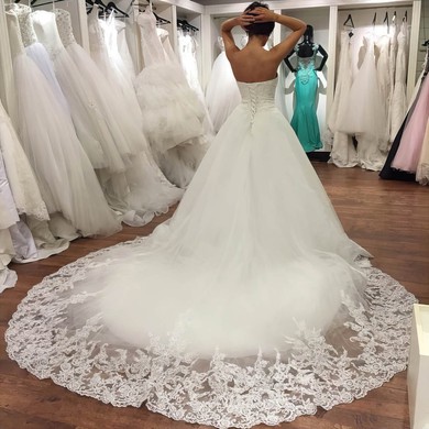 Ball Gown Sweetheart Chapel Train Tulle with Appliques Lace Wedding Dresses #PDS00023034