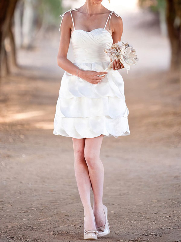 Sweetheart Tiered White Satin Lace-up Cute Short/Mini Wedding Dress